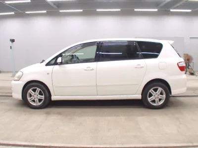 Toyota Ipsum