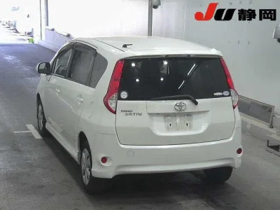 Toyota Passo Sette