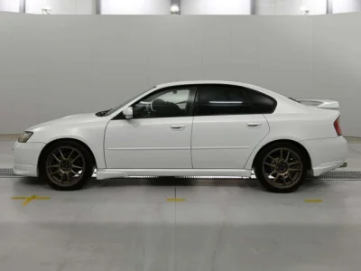Subaru Legacy B4