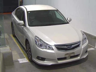 Subaru Legacy B4
