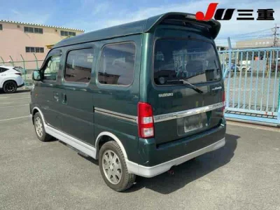 Suzuki Every Landy