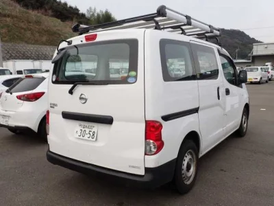 Nissan NV200