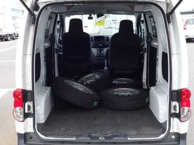 Nissan NV200