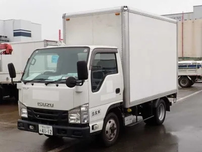 Isuzu Elf
