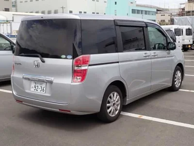 Honda STEP WAGON