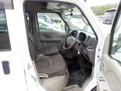 Nissan NV100 CLIPPER