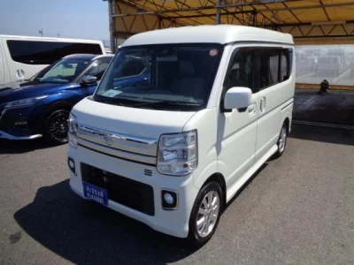 Nissan NV100 Clipper Rio