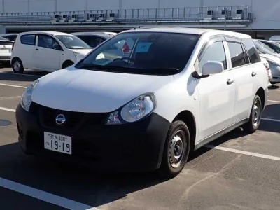 Nissan AD