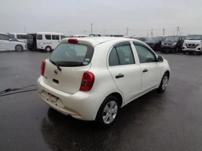 Nissan March