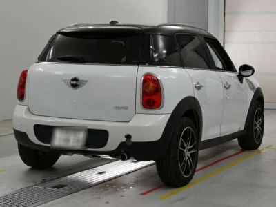 MINI Crossover