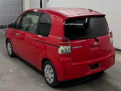 Toyota Spade