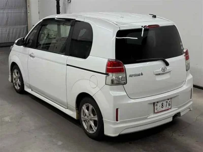 Toyota Spade