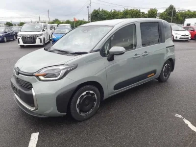 Toyota Sienta