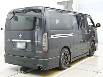 Toyota RegiusAce