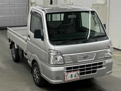 Nissan NT100 Clipper