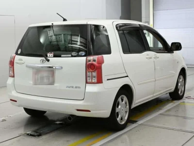 Toyota Raum