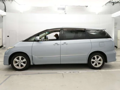Toyota Estima Hybrid