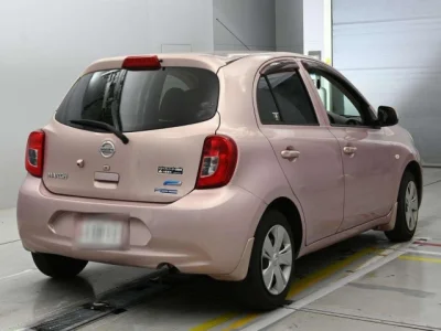 Nissan March