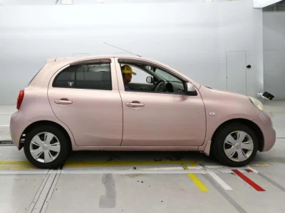 Nissan March