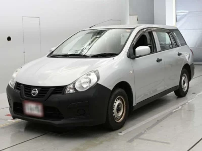 Nissan AD