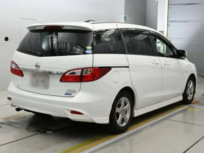 Nissan Lafesta