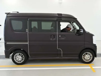 Nissan NV100 Clipper Rio