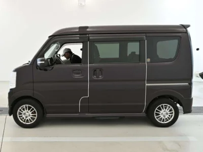 Nissan NV100 Clipper Rio