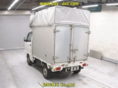 Nissan NT100 Clipper