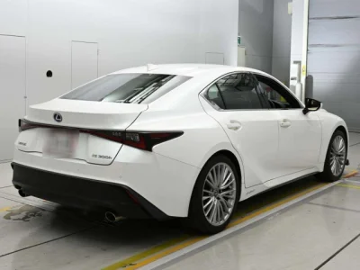 Lexus IS300h