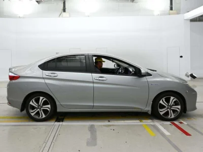 Honda GRACE
