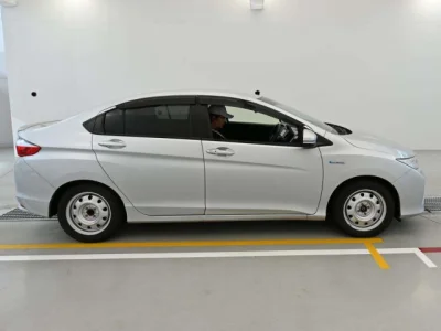 Honda GRACE