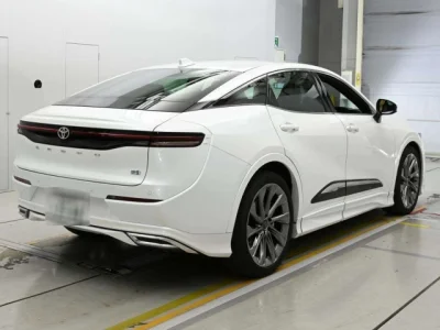 Toyota Crown Crossover