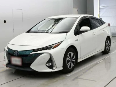 Toyota Prius PHV
