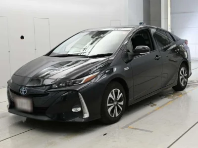 Toyota Prius PHV