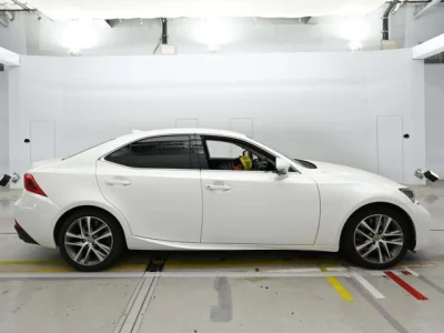 Lexus IS300