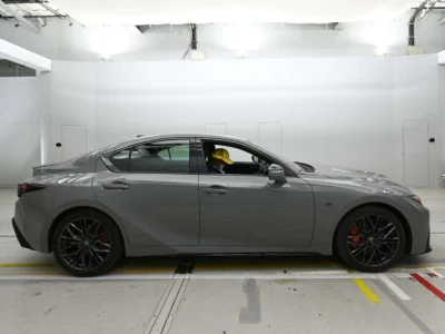 Lexus IS500