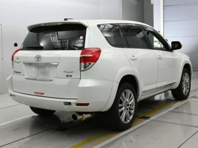 Toyota Vanguard