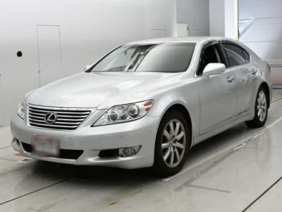 Lexus LS460L
