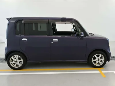 Toyota Pixis Space