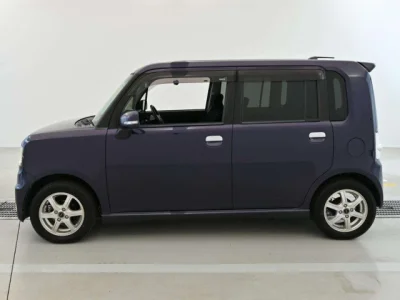 Toyota Pixis Space