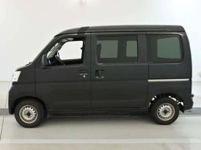 Toyota Pixis Van