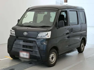 Toyota Pixis Van