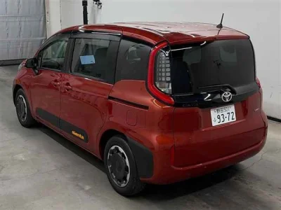 Toyota Sienta