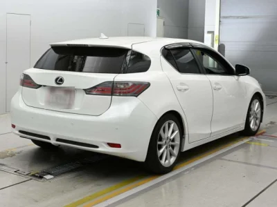 Lexus CT200h