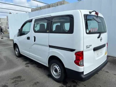Nissan NV200