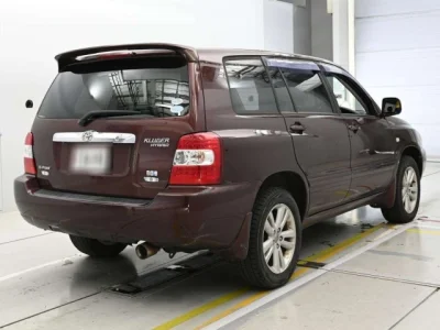 Toyota Kluger V