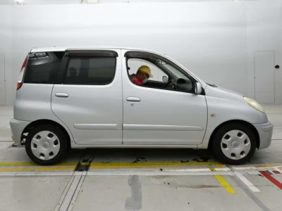 Toyota Funcargo