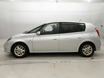 Toyota Opa