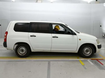 Toyota Succeed