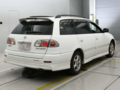 Toyota Caldina